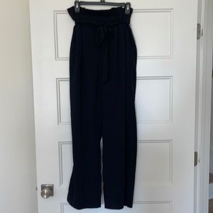 Women’s Black Paperbag Waist Belted Wide Leg Dress Pants size Medium a new day